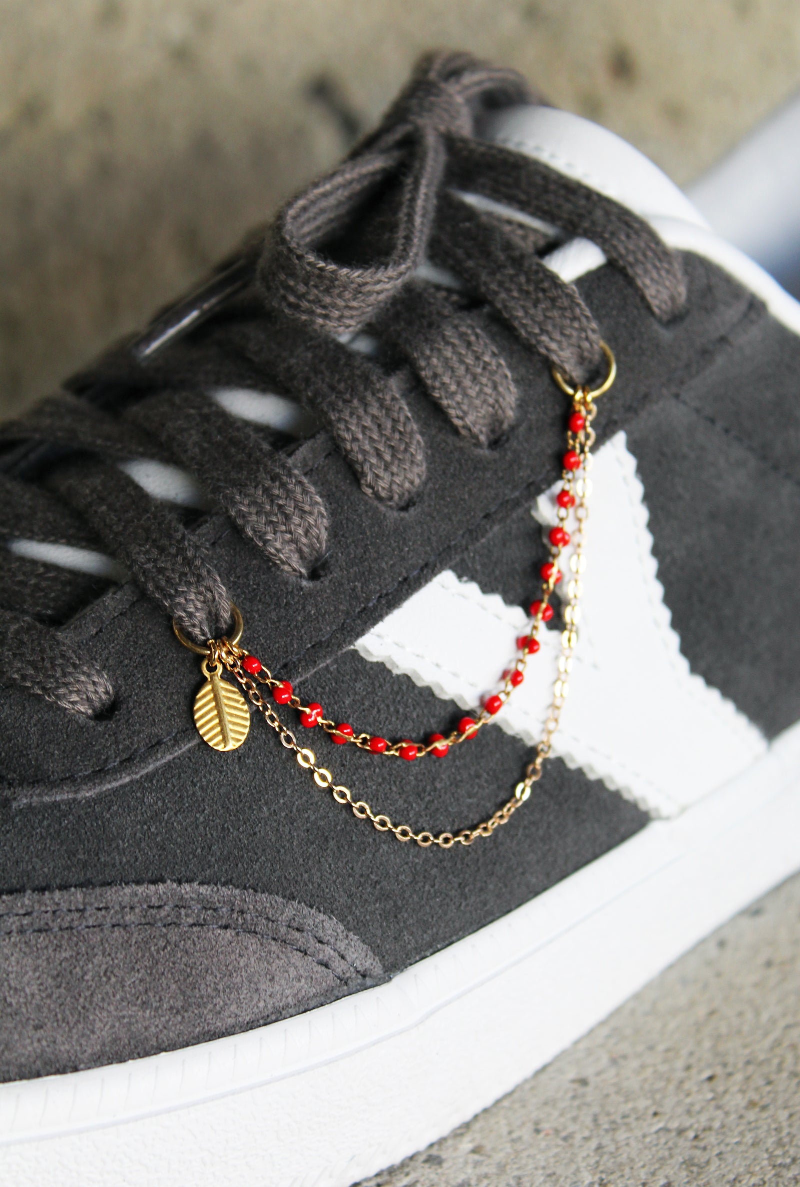 Lani Shoe Chain - Red