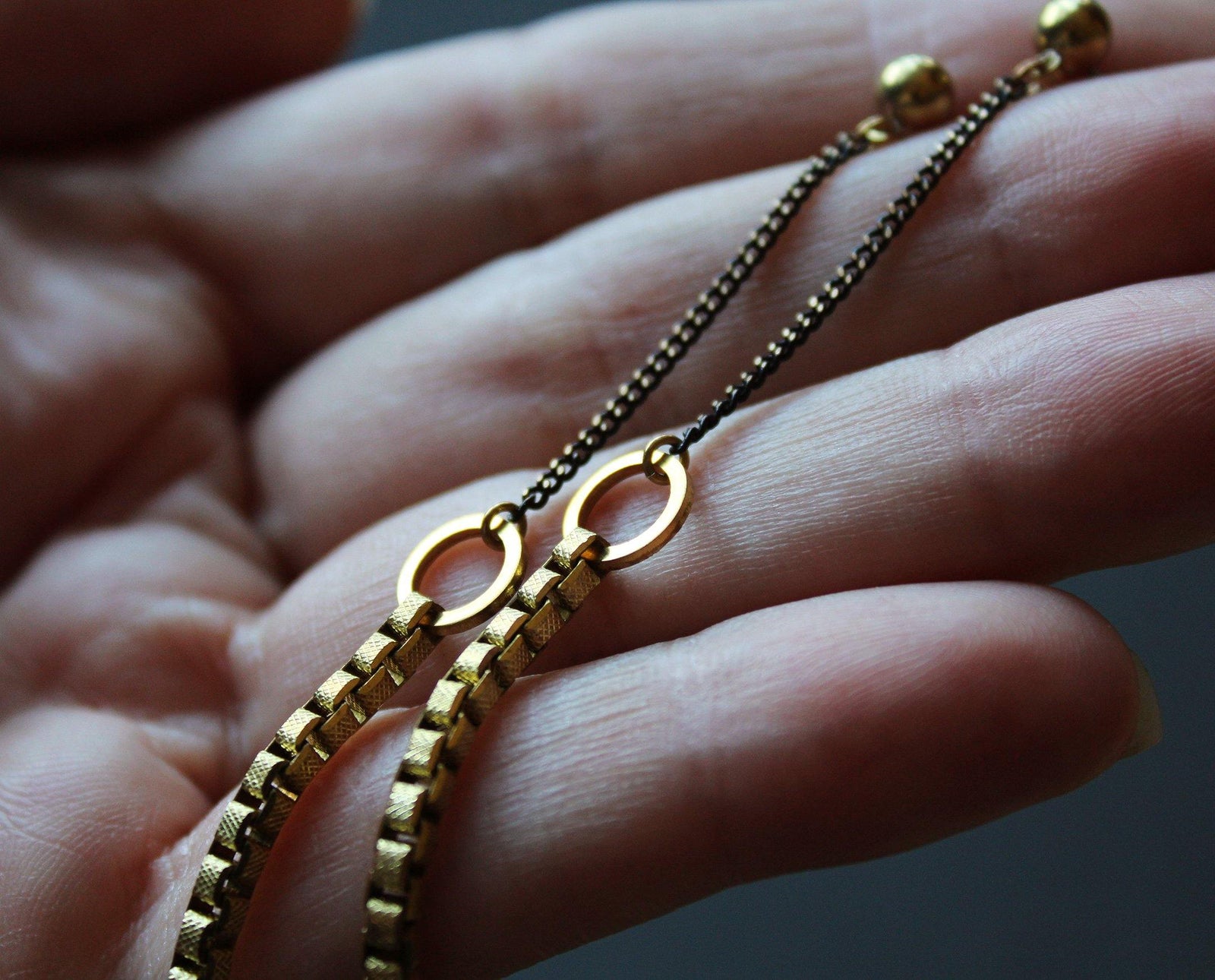 Jillian Earrings Black - Nea