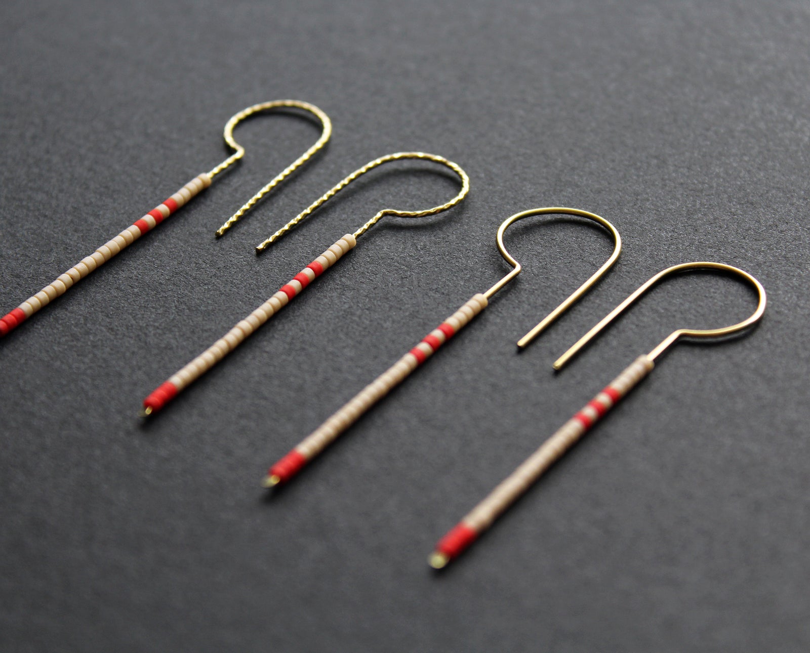 Loop Earrings - Beige & Red