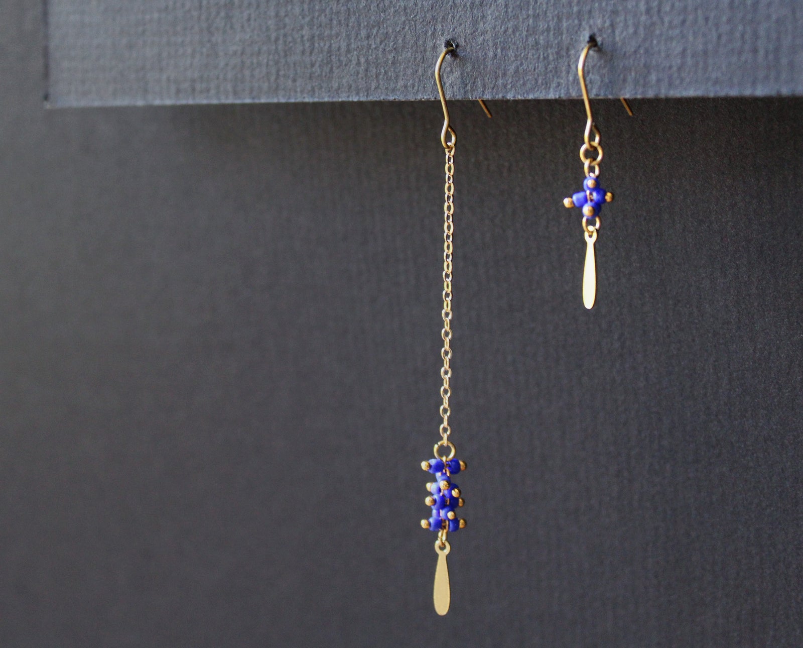 Palo Earrings Blue - Asymmetric