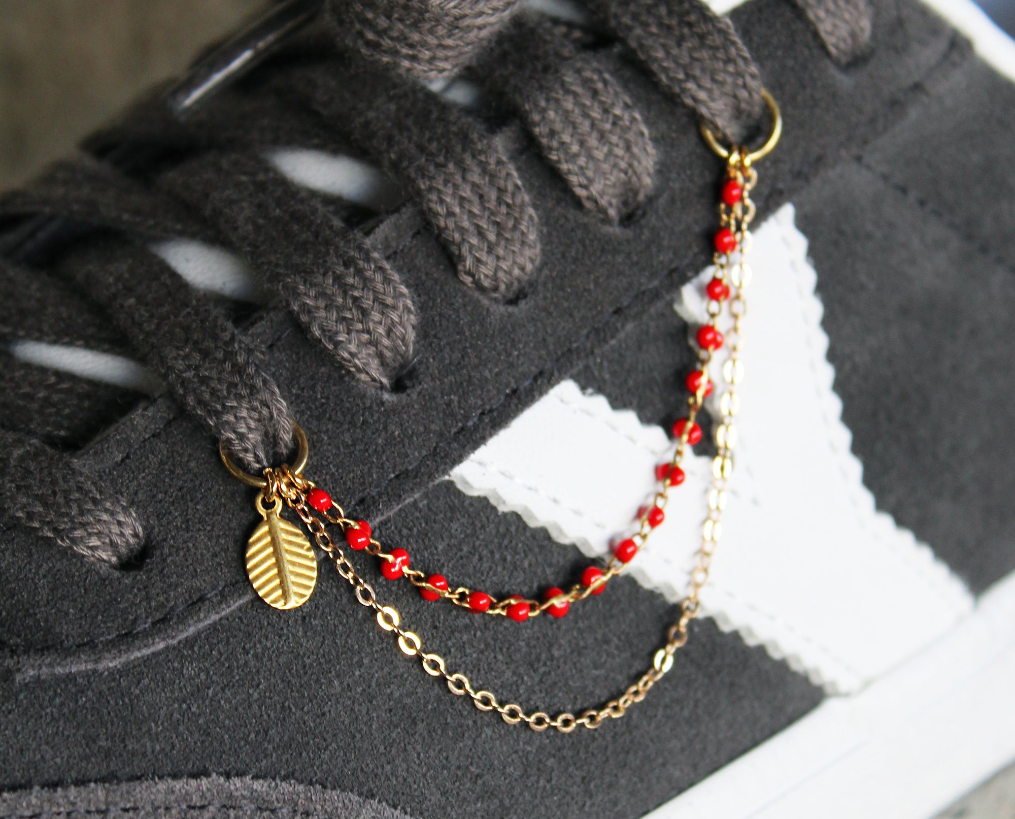 Lani Shoe Chain - Red