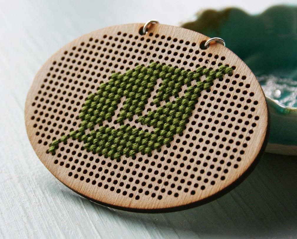 Leaf Necklace - Nea - 2
