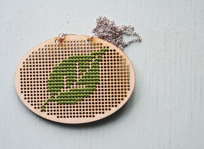 Leaf Necklace - Nea - 4