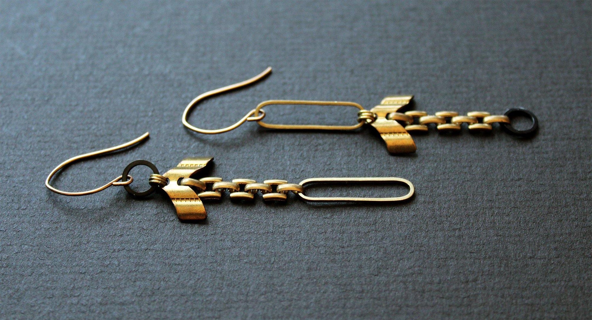 Asymmetrical Chunky Chain link Earrings - Handmade artisan jewelry by Nea