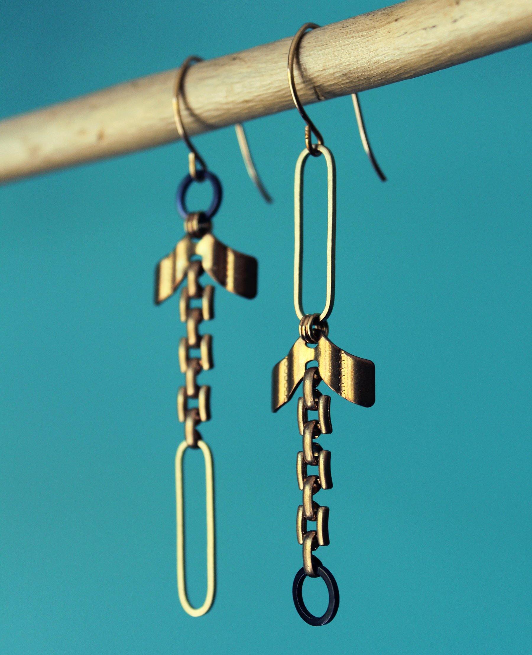 Asymmetrical Chunky Chain link Earrings - Handmade artisan jewelry by Nea