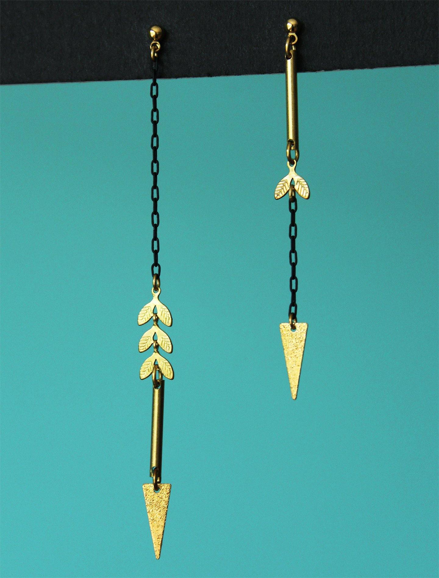 Clovia Earrings - Nea