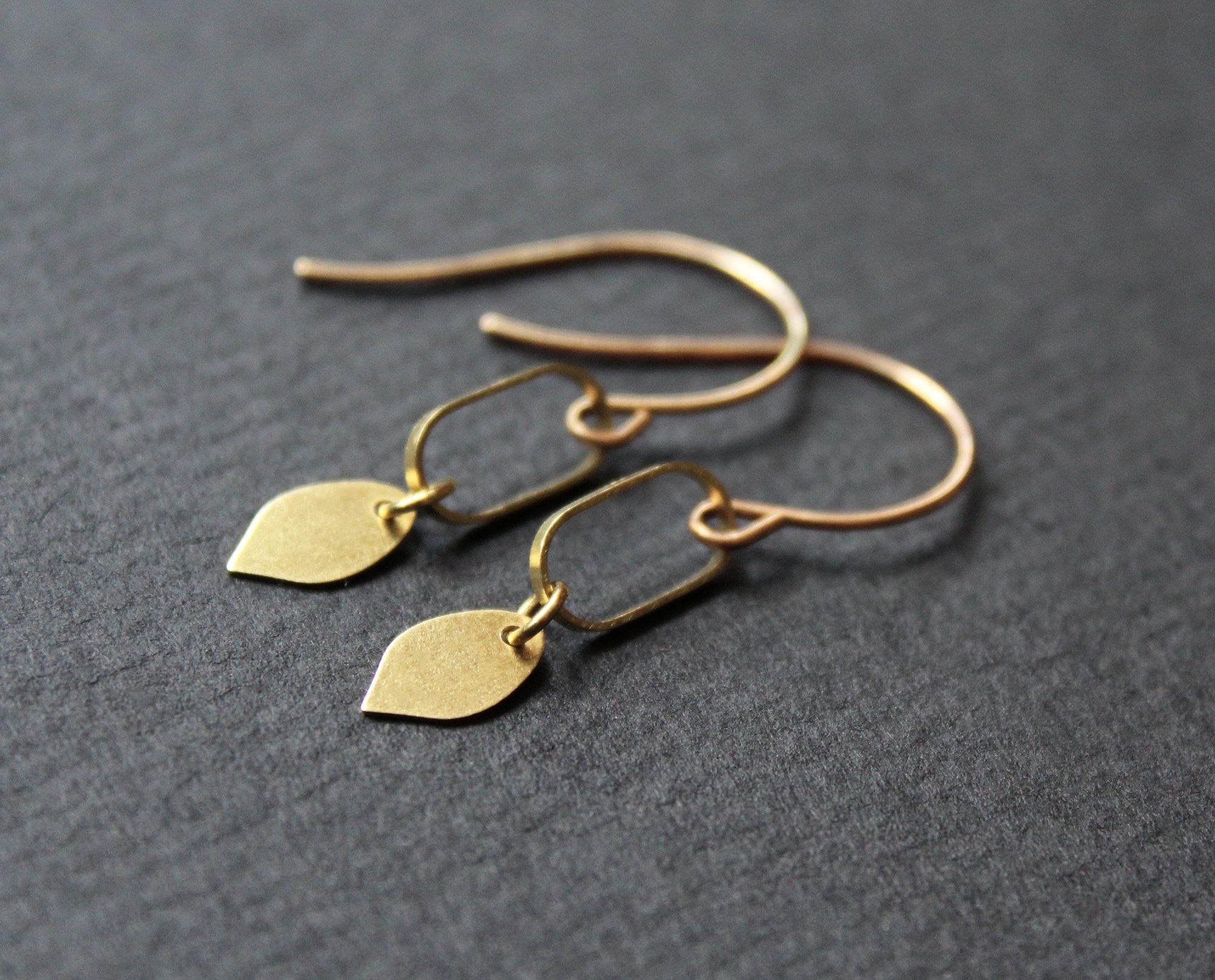 Petiole Earrings - Nea