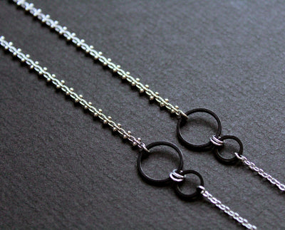 Edwina Glasses Chain - Nea
