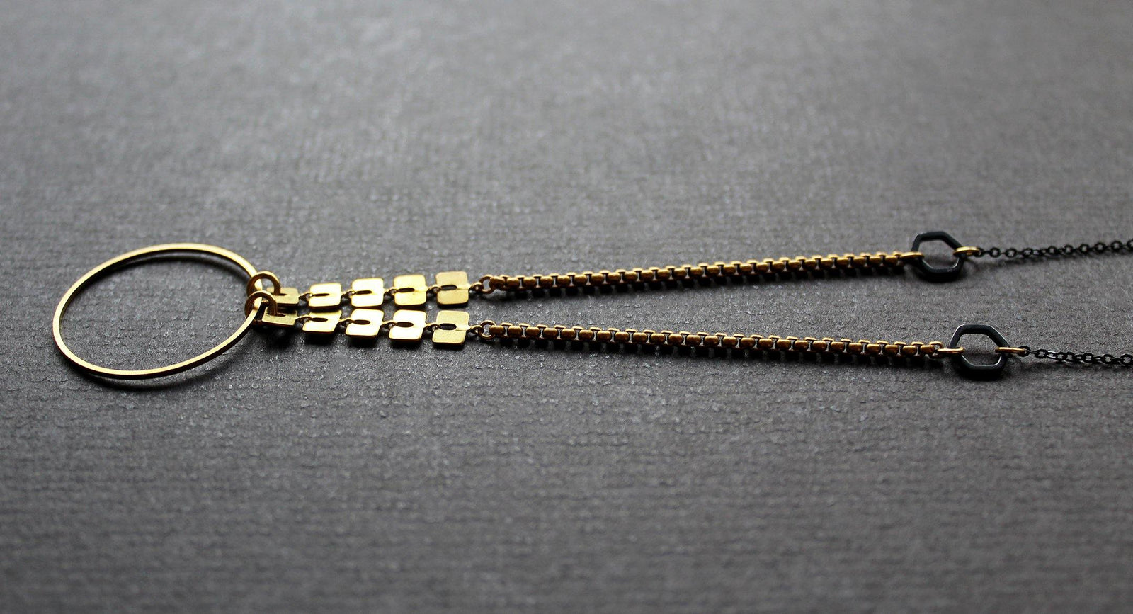 Corina Lanyard - Nea