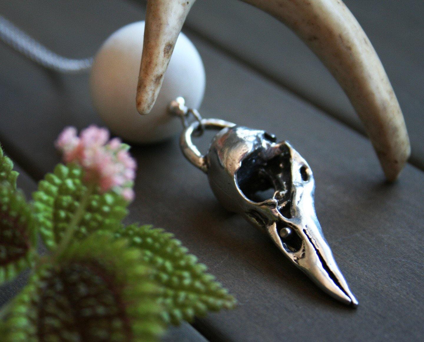 Corvidae Necklace - Nea - 1