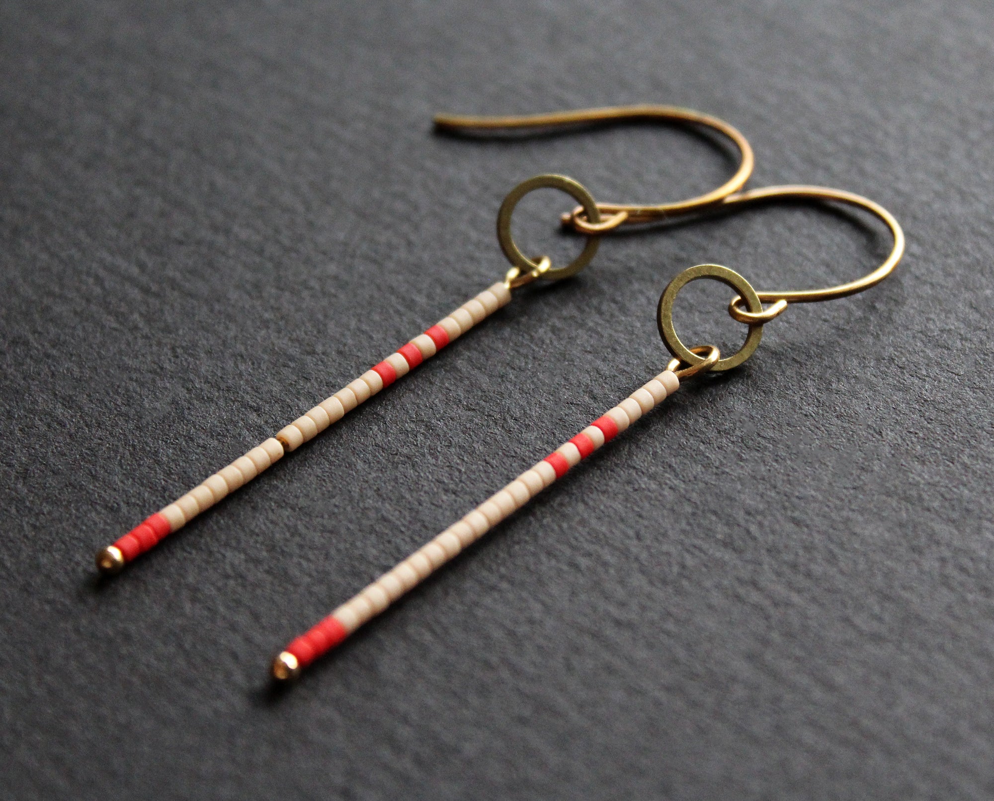 Boucles d'oreilles Larna - Beige & Rouge