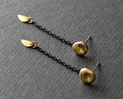 Tiny gold leaf dangle earrings - Handmade jewelry Nea design