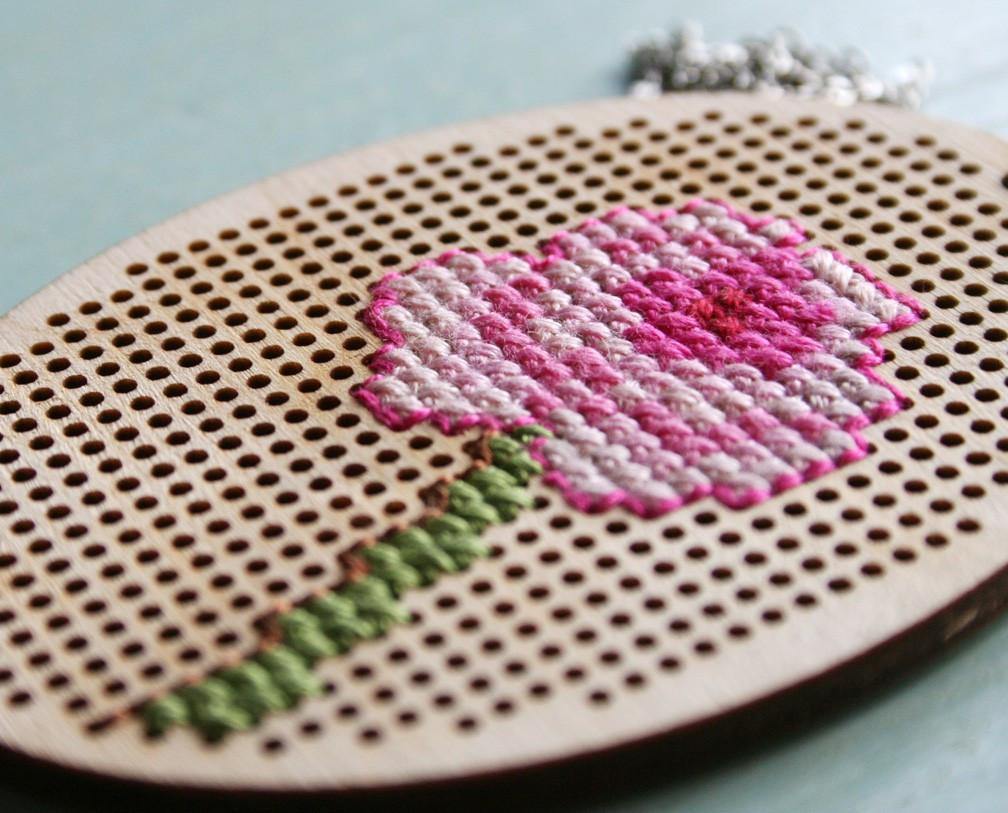 Rose Necklace - Nea - 2
